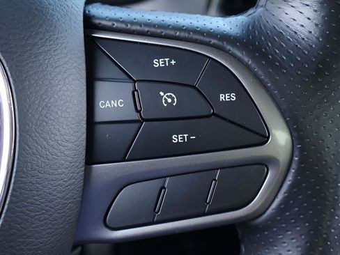 Used 2022 Dodge Challenger R/T Scat Pack RWD image 26