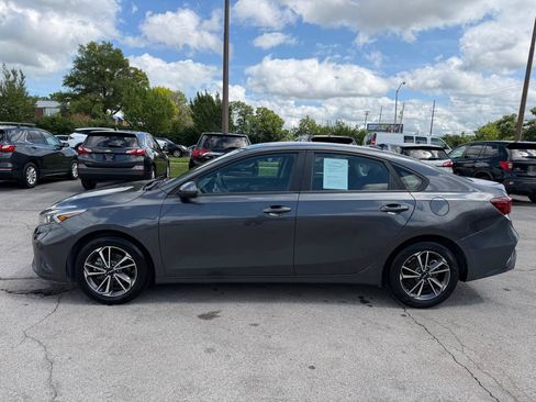Used 2022 Kia Forte LXS FWD image 6