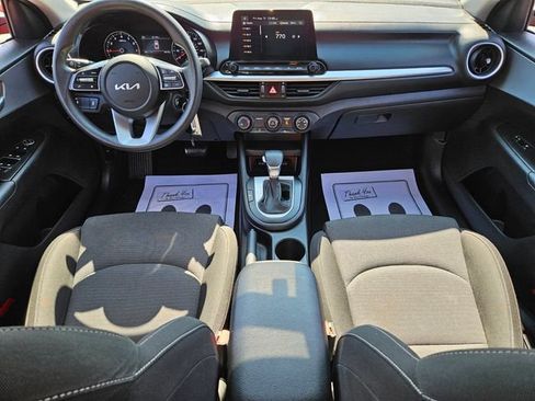 Used 2023 Kia Forte LXS w/ LXS Technology Package FWD image 13