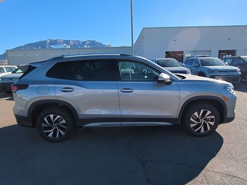 New 2025 Volkswagen Tiguan S image 2