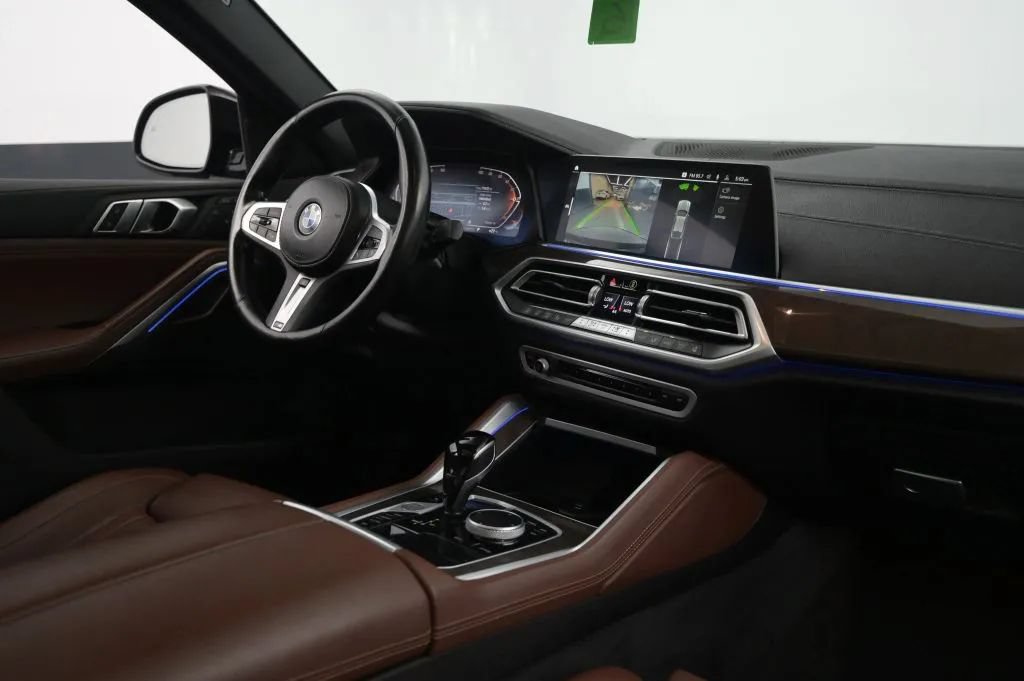 Used 2023 BMW X6 xDrive40i w/ M Sport Package AWD/4WD image 49