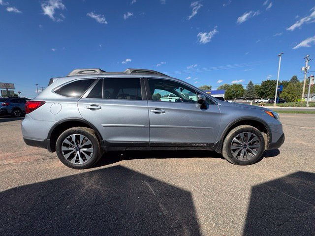 Used 2015 Subaru Outback 2.5i Limited AWD/4WD image 8