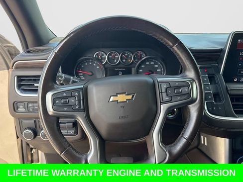 Used 2021 Chevrolet Suburban LT w/ LT Signature Package RWD image 28