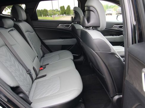 Used 2023 Kia Sportage X-Line w/ X-Line Premium Package AWD/4WD image 9