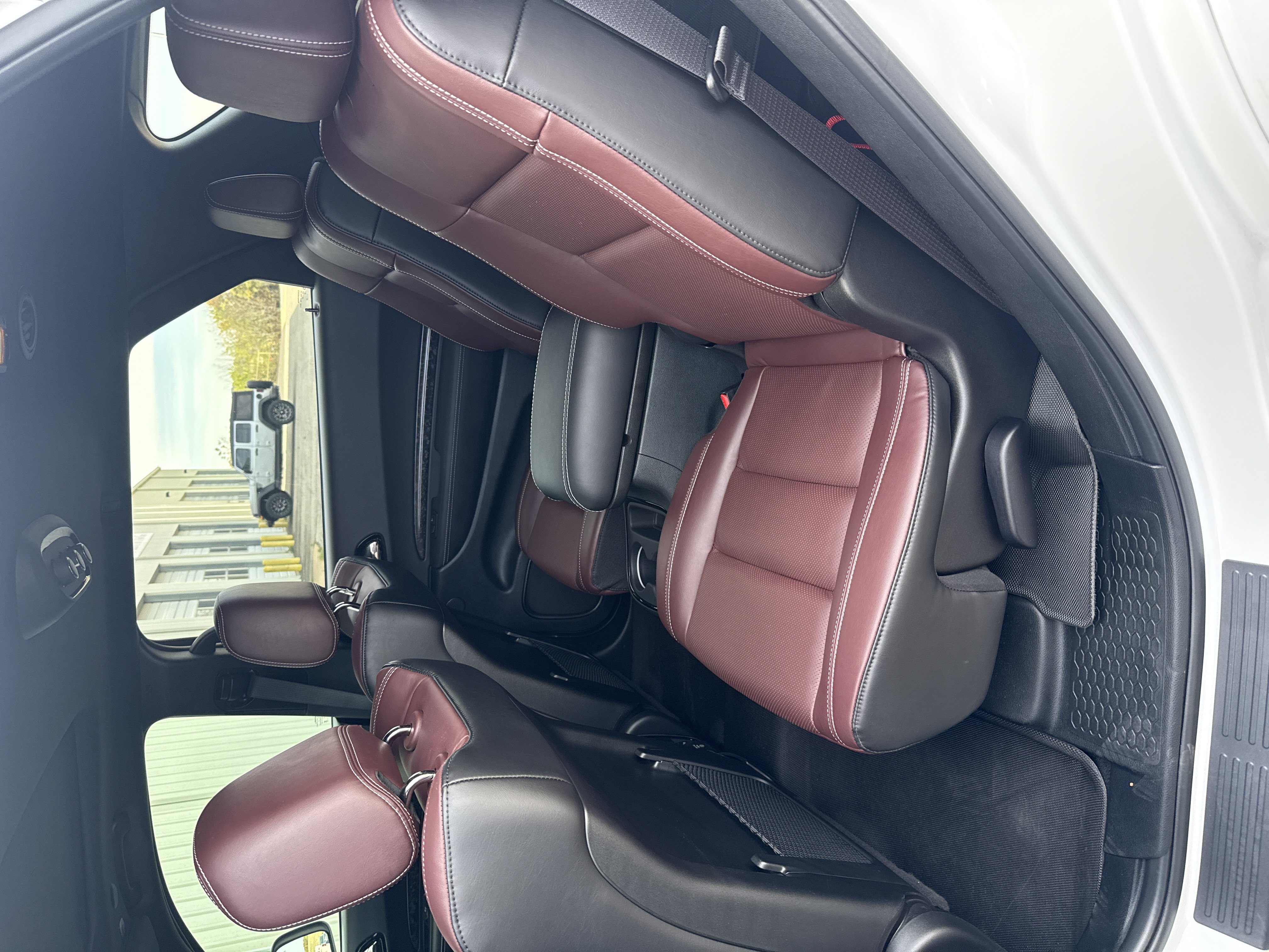 Used 2026 Dodge Durango SRT Hellcat w/ Premium Group AWD/4WD image 6