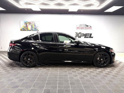 Used 2021 Alfa Romeo Giulia Sprint w/ Nero Edizione RWD image 17