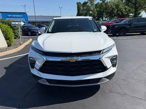 Used 2024 Chevrolet Blazer LT w/ Convenience Package FWD image 9
