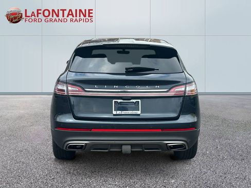 Used 2023 Lincoln Nautilus Reserve w/ Class II Trailer Tow Package AWD/4WD image 6