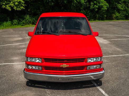 Used 1995 Chevrolet Silverado 1500 2WD Regular Cab image 2