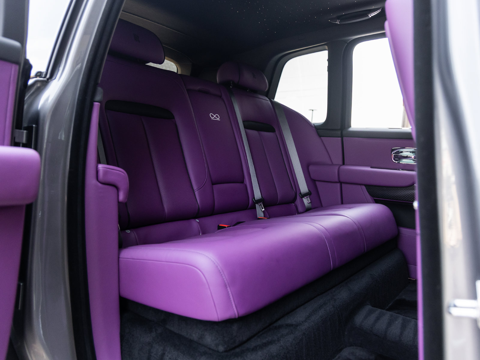 New 2027 Rolls-Royce Cullinan Black Badge AWD/4WD image 57