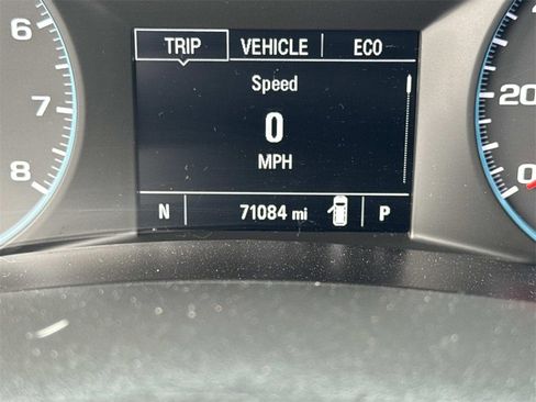 Used 2022 Chevrolet Equinox LS image 14