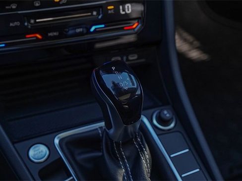 New 2026 Volkswagen Jetta SE image 14