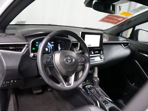 Used 2024 Toyota Corolla Cross AWD Hybrid w/ Convenience Package image 7