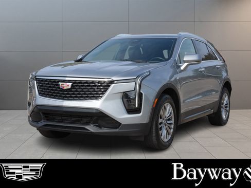 Certified 2025 Cadillac XT4 Premium Luxury FWD image 1