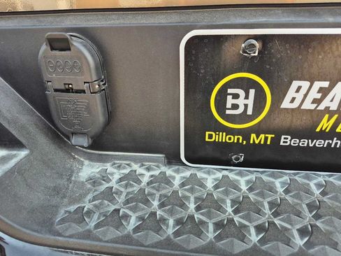 Used 2026 Chevrolet Colorado Trail Boss AWD/4WD image 6