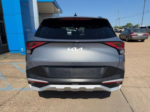Used 2025 Kia Sportage EX w/ Premium Package FWD image 3