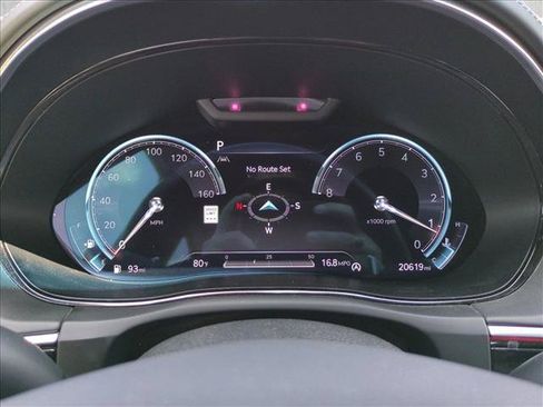 Used 2023 Genesis GV70 2.5T w/ Sport Prestige Package AWD/4WD image 11
