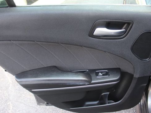 Used 2018 Dodge Charger R/T Scat Pack w/ Dynamics Package image 18