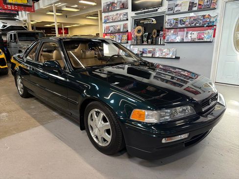 Used 1991 Acura Legend LS FWD image 3