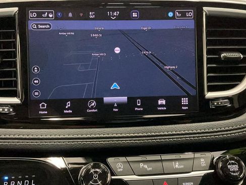 Used 2023 Chrysler Pacifica Touring-L w/ Uconnect Theater Family Group AWD/4WD image 22