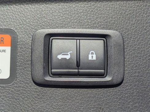 Used 2024 Mitsubishi Eclipse Cross SE image 18