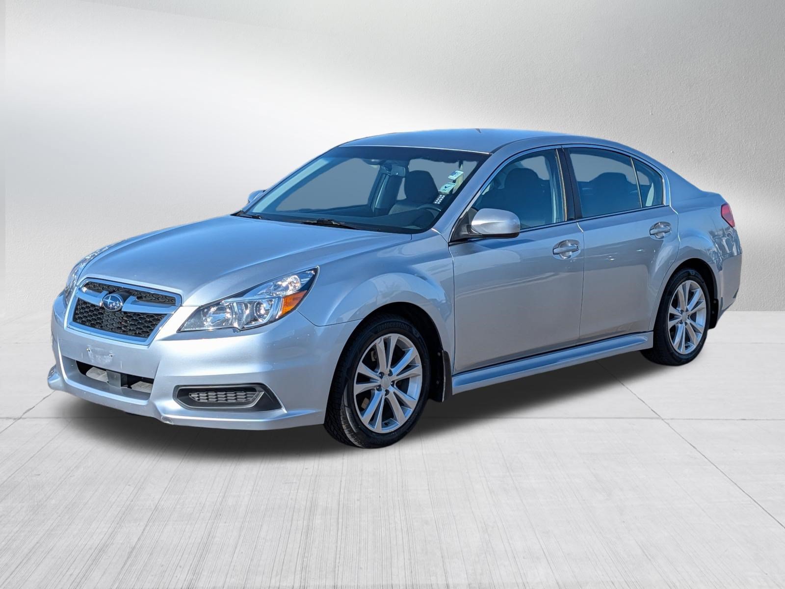 Used 2014 Subaru Legacy 2.5i Premium w/ Popular Package #1 AWD/4WD image 3