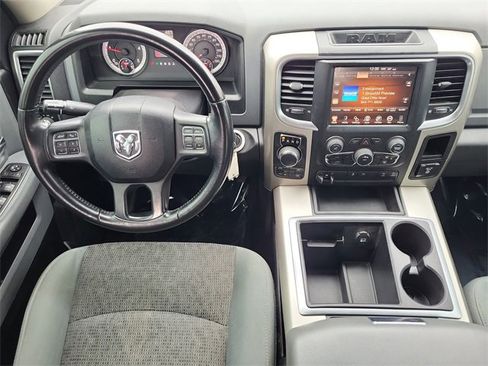 Used 2015 RAM 1500 Big Horn image 24