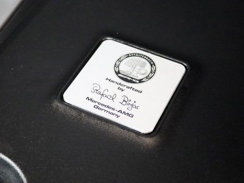 Used 2024 Mercedes-Benz G 63 AMG 4MATIC image 33