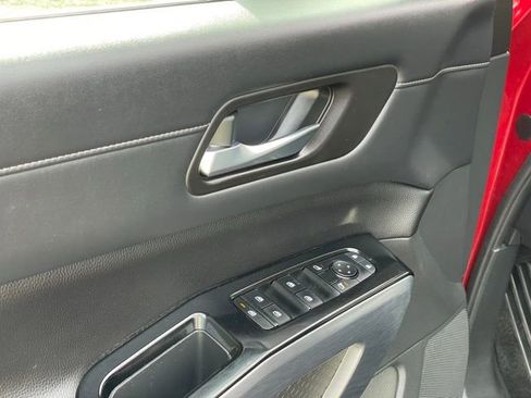 Certified 2023 Nissan Pathfinder SL w/ Cargo Package AWD/4WD image 14