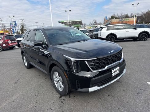 New 2026 Kia Sorento LX FWD image 2