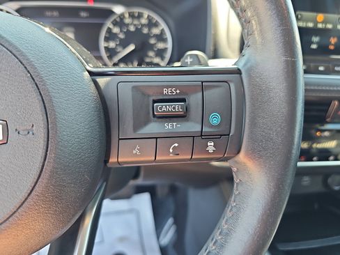 Used 2022 Nissan Rogue SL w/ SL Premium Package FWD image 15
