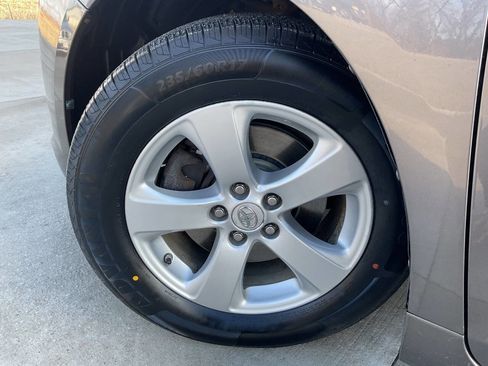 Used 2012 Toyota Sienna LE w/ Towing Pkg image 43