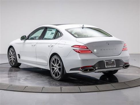 New 2026 Genesis G70 2.5T Prestige image 3