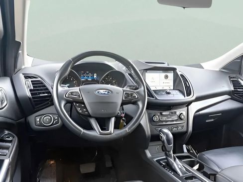 Used 2018 Ford Escape SEL image 17