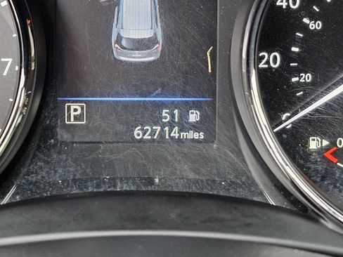 Used 2019 Nissan Rogue SV FWD image 27