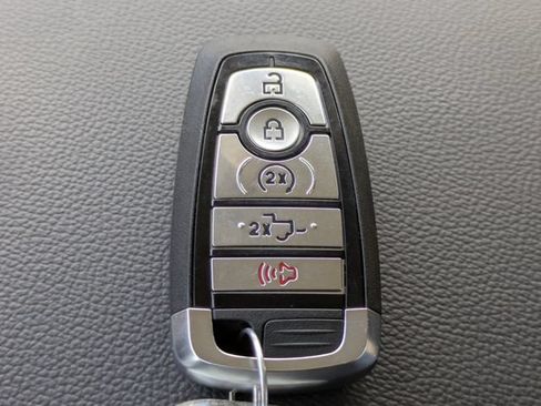 Certified 2026 Ford F350 Lariat AWD/4WD image 29