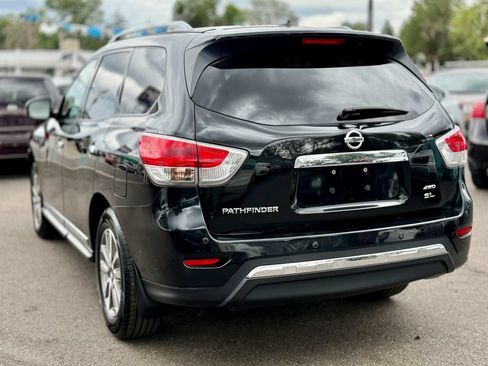 Used 2015 Nissan Pathfinder SL w/ Cargo Package AWD/4WD image 3