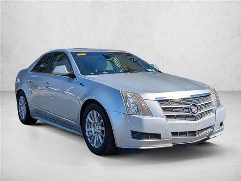 Used 2010 Cadillac CTS Luxury image 3
