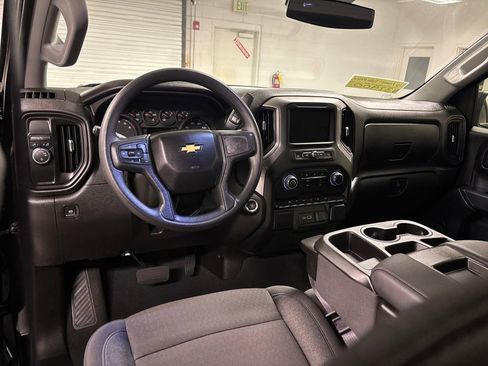 Used 2025 Chevrolet Silverado 1500 Custom w/ Turbomax Blackout Package image 27