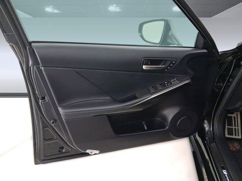 Used 2025 Lexus IS 350 F Sport w/ Navigation Package image 21