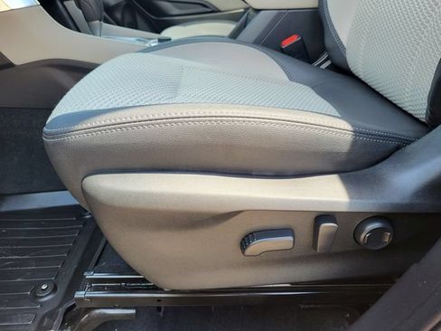 Certified 2024 Subaru Forester Premium AWD/4WD image 17