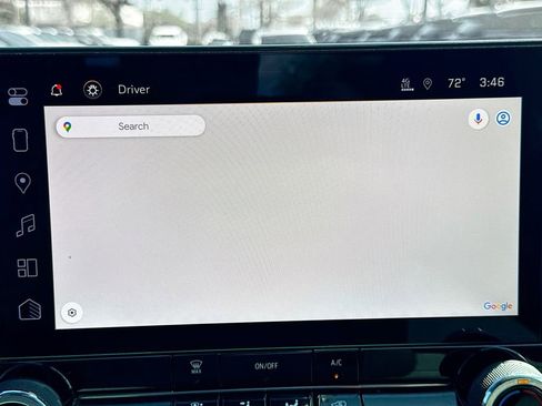 Used 2024 Chevrolet Colorado W/T image 11