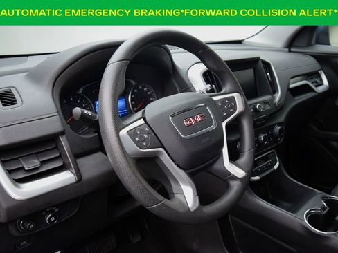 Used 2024 GMC Terrain SLE w/ Driver Convenience Package image 15