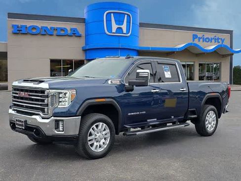 Used 2021 GMC Sierra 2500 SLT w/ SLT Premium Package AWD/4WD image 2