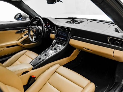 Used 2017 Porsche 911 Turbo image 44