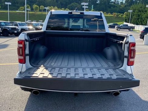 Used 2022 RAM 1500 Limited AWD/4WD image 8