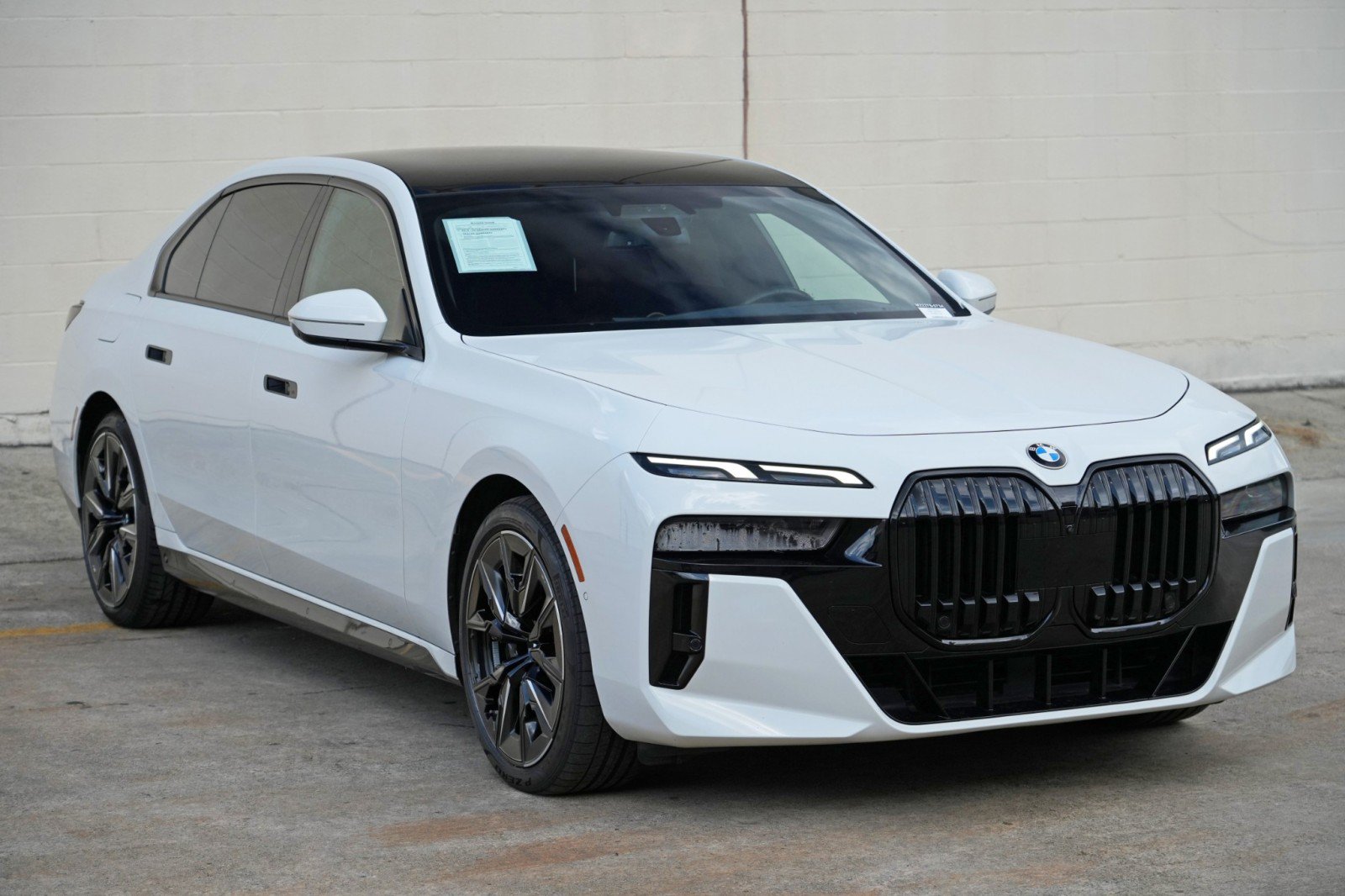 Used 2023 BMW 740i RWD image 56