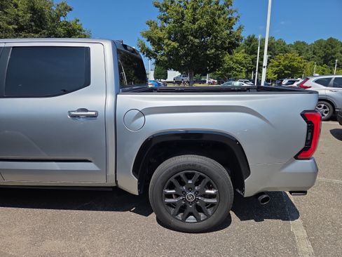 Used 2024 Toyota Tundra Platinum AWD/4WD image 6