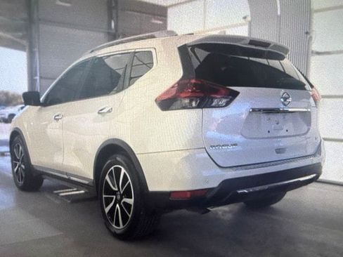 Used 2020 Nissan Rogue SL w/ Premium Package FWD image 13