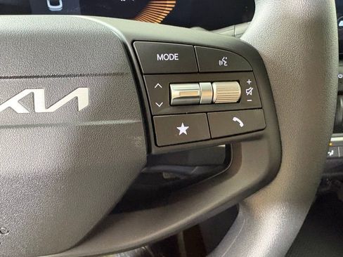 New 2026 Kia K4 FWD image 25